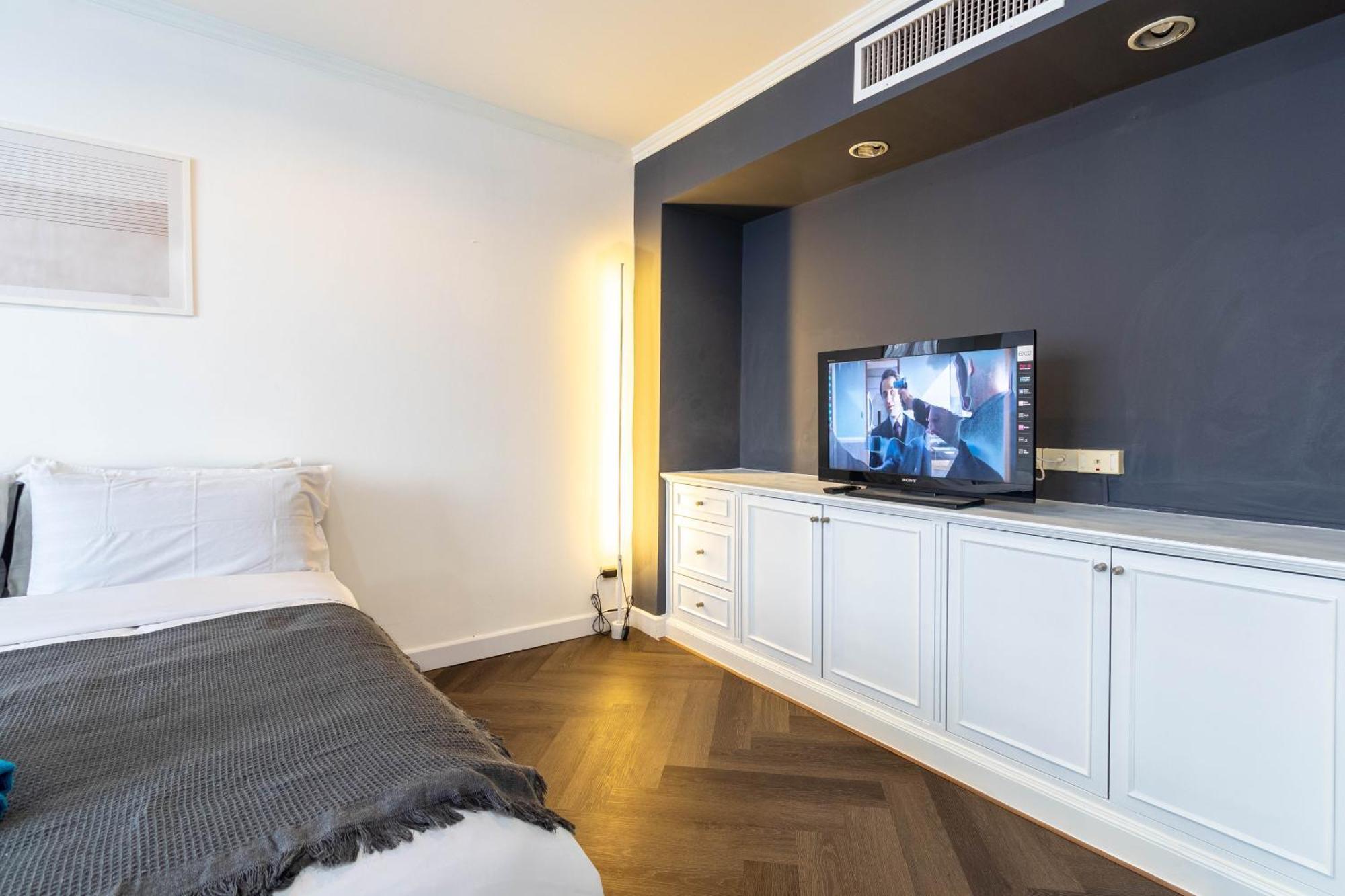 Omni Nuvel 4 Sukhumvit Branded Apartment *