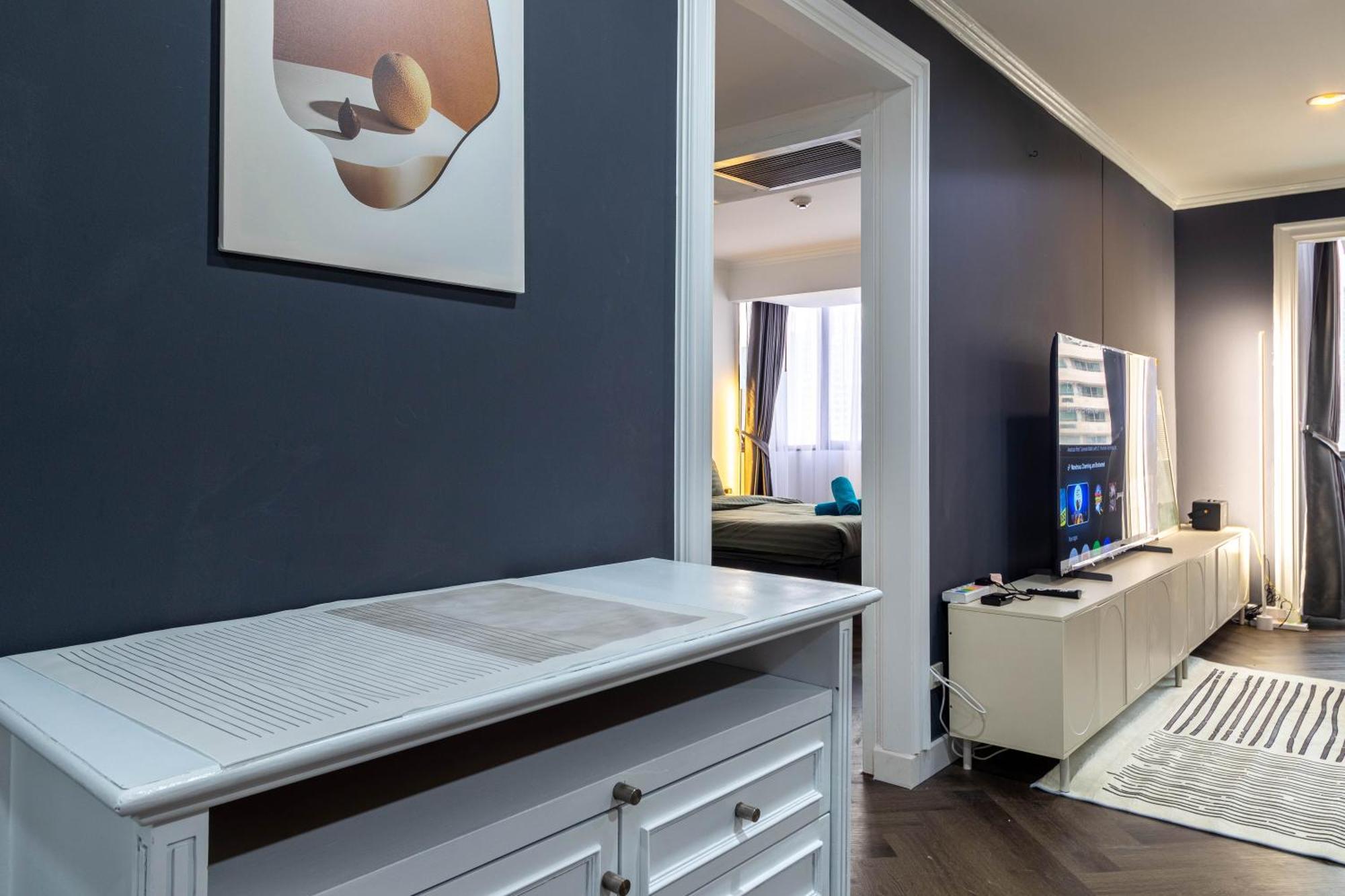 Omni Nuvel 4 Sukhumvit Branded Apartment Bangkok