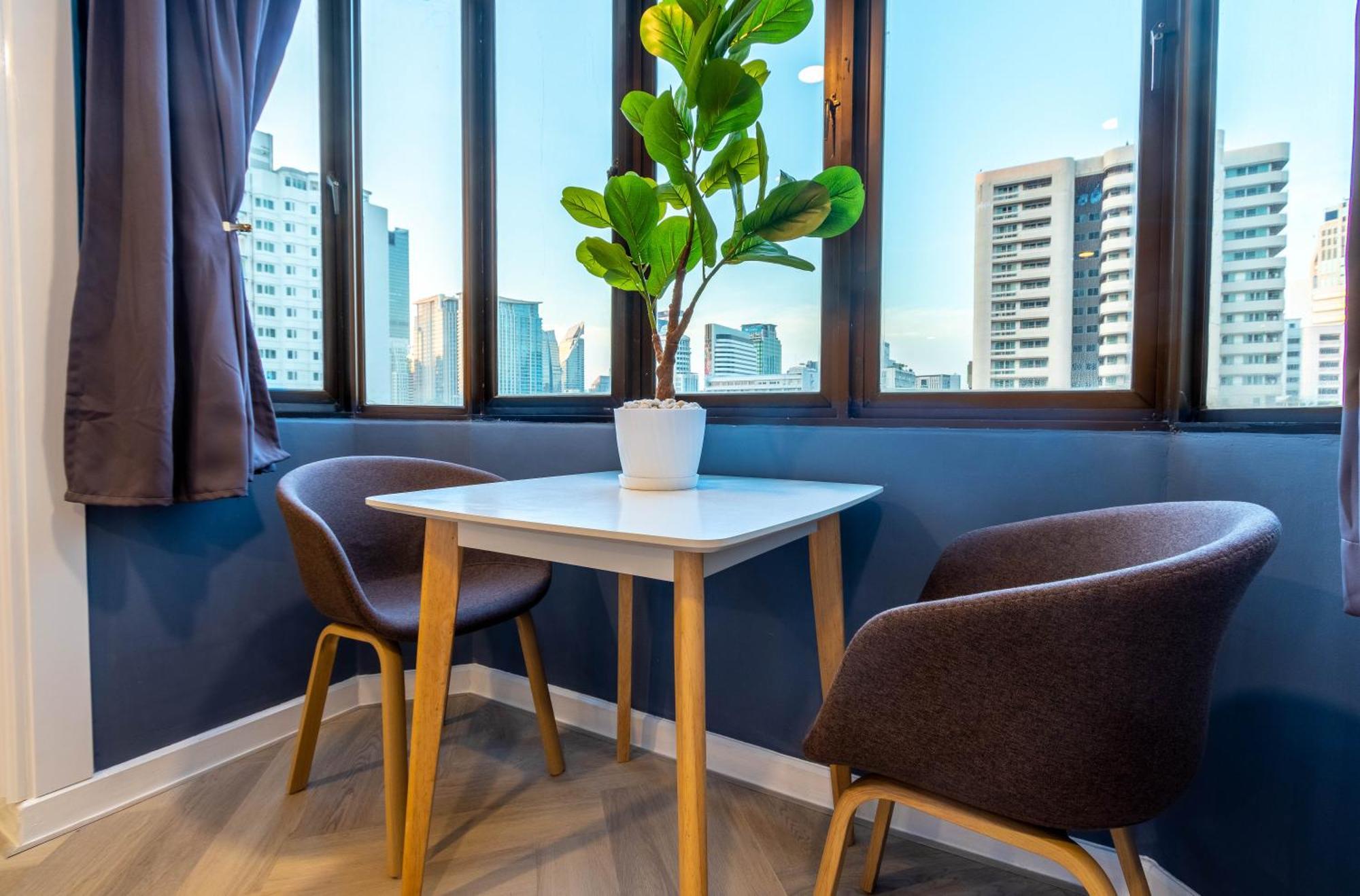 Omni Nuvel 4 Sukhumvit Branded Apartment *
